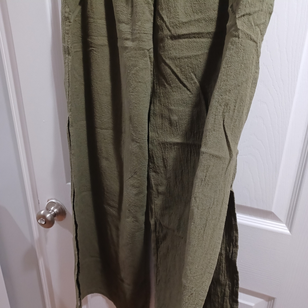 Wide Leg Split Hem Midi Pant - Picture 4 of 5